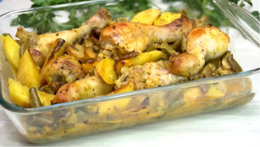 Легкий ужин без хлопот: Курица с овощами в рукаве для запекания