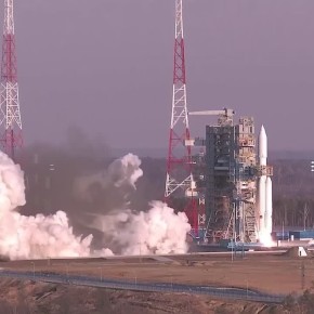 ������� ������� ��������� ������� ������� � ���� ������������