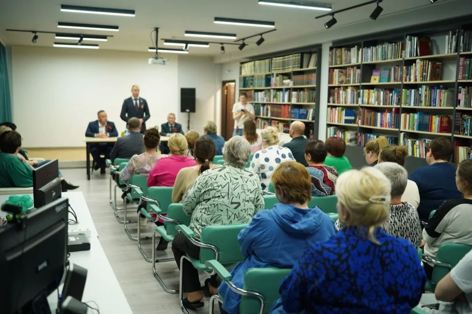 Продолжается формирование предложений в новую Народную программу партии «Единой России» на ближайшие 5 лет Продолжается формирование предложений в новую Народную программу партии «Единой России» на ближайшие 5 лет