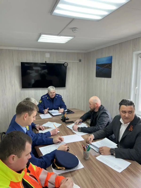 Под председательством прокурора Омской области Алексея Афанасьева проведено совещание на строительной площадке дороги Северный обход г. Омска Под председательством прокурора Омской области Алексея Афанасьева проведено совещание на строительной площадке дороги Северный обход г. Омска