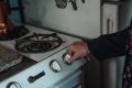 Опасность газа в доме: как обезопасить пожилых людей от забывчивости на кухне