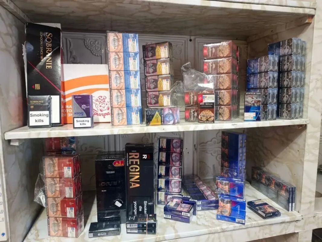 Более 800 пачек немаркированных сигарет изъято из незаконного оборота в Называевском районе Более 800 пачек немаркированных сигарет изъято из незаконного оборота в Называевском районе