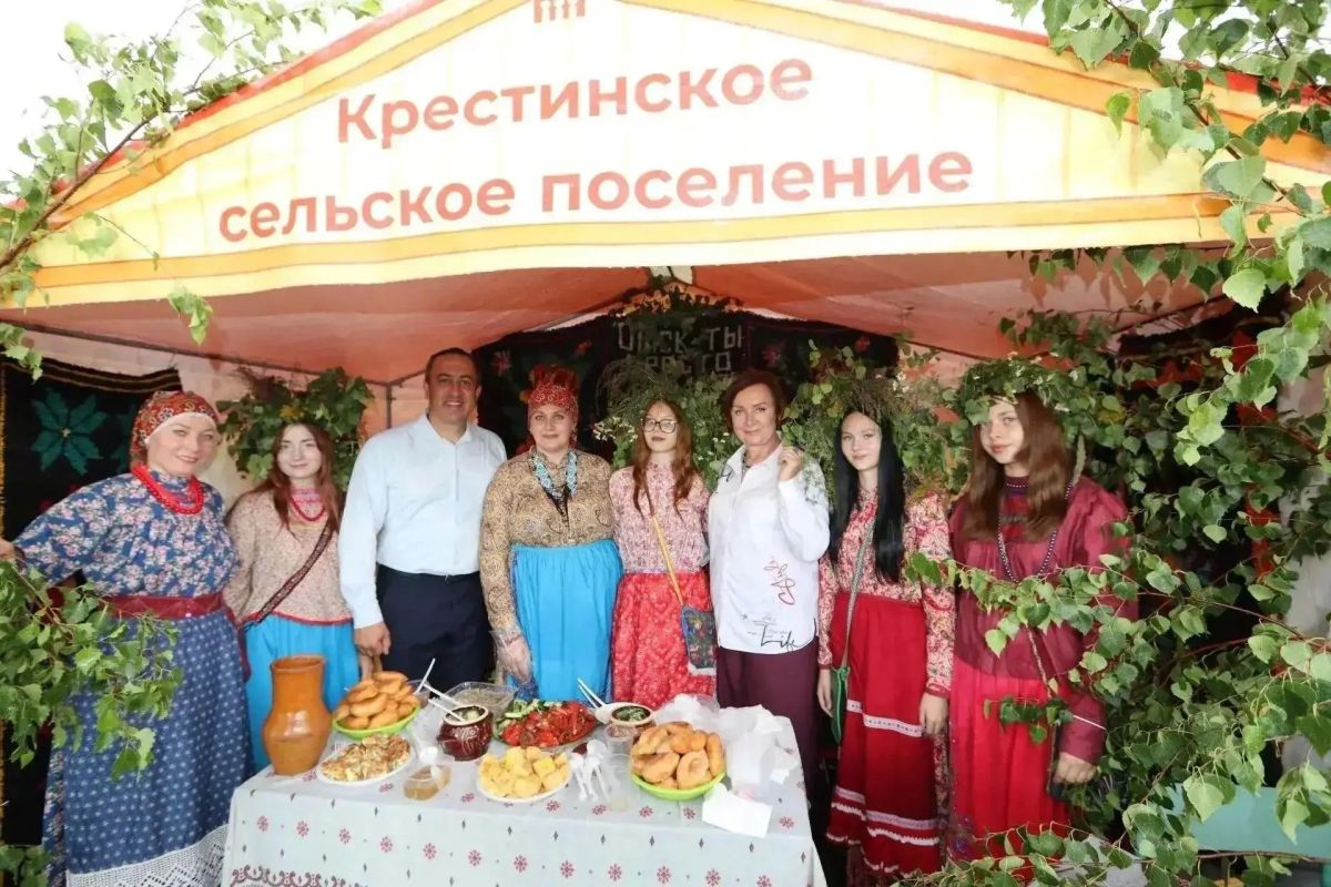 В Оконешниковском районе прошел фестиваль «Венок дружбы» В Оконешниковском районе прошел фестиваль «Венок дружбы»