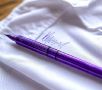 Как быстро избавиться от пятен от шариковой ручки: проверенные методы