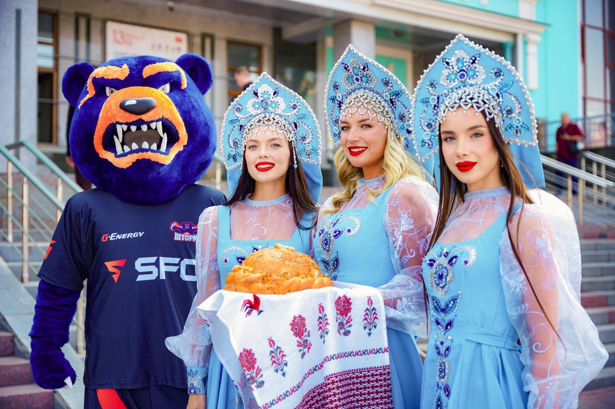 Хлебом-солью встречаем наших друзей из Казахстана! Хлебом-солью встречаем наших друзей из Казахстана!
