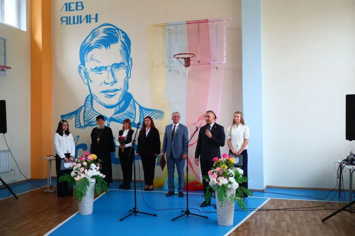 Также с особыми чувствами посетил торжественную линейку в Богословском сельском поселении, где прошло моё детство Также с особыми чувствами посетил торжественную линейку в Богословском сельском поселении, где прошло моё детство