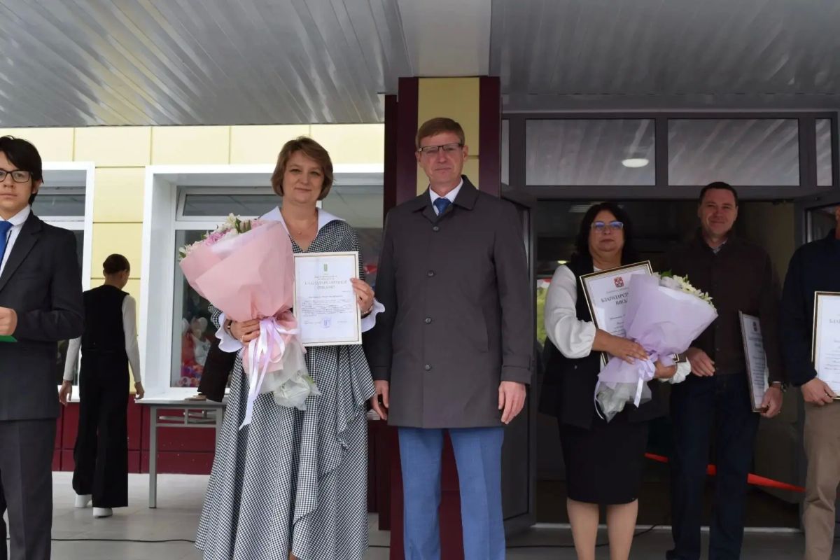 В Шараповке открылись двери обновлённой школы! В Шараповке открылись двери обновлённой школы!
