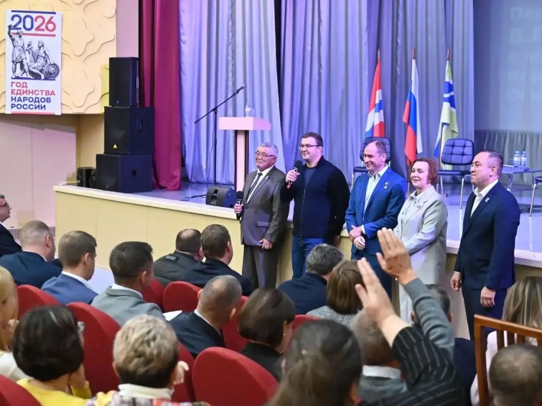 Виталий Хоценко посетил Кормиловский и Калачинский районы Виталий Хоценко посетил Кормиловский и Калачинский районы