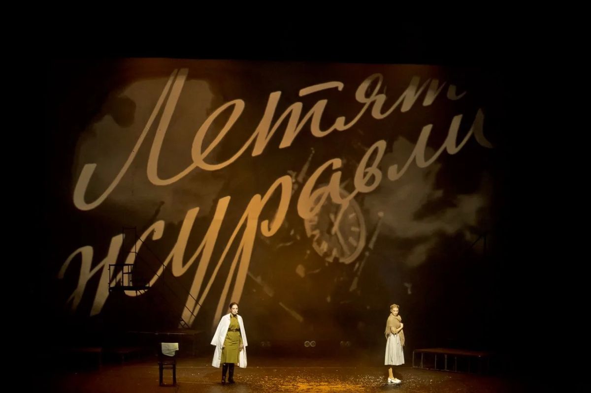 Поздравил участников первой в Сибири «Мастерской мюзикла» с окончанием образовательной программы Поздравил участников первой в Сибири «Мастерской мюзикла» с окончанием образовательной программы