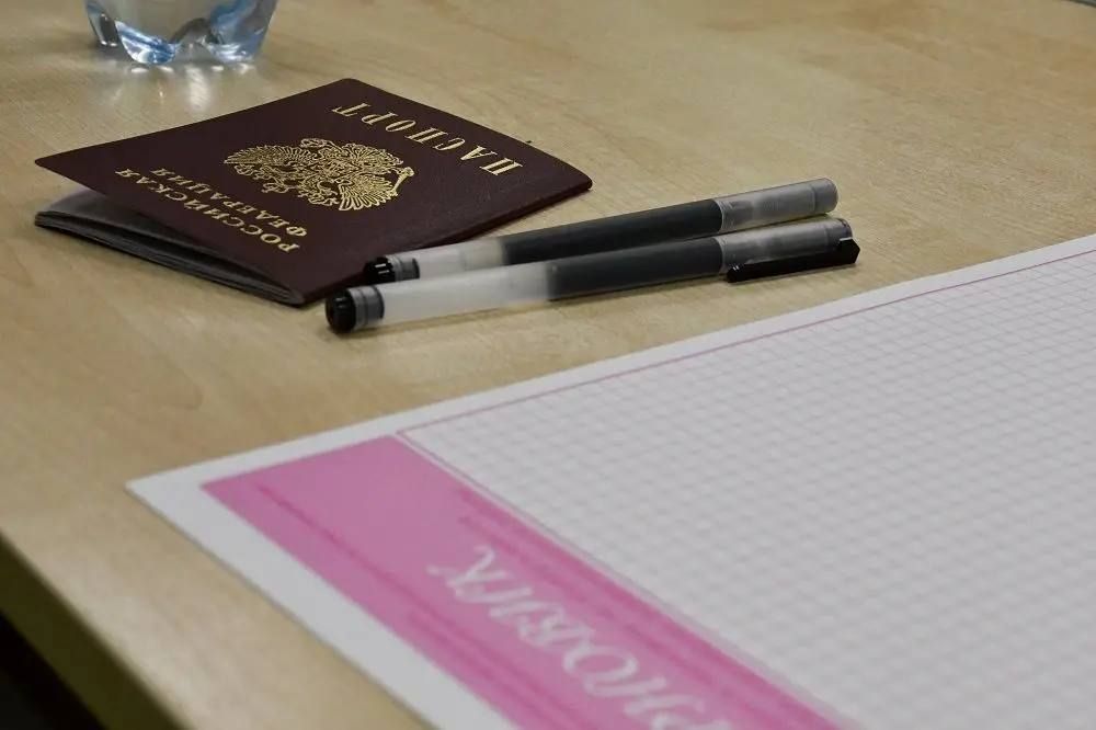 В Омске сегодня сдают экзамен по математике базового уровня