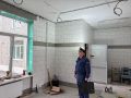 Прокурор Москаленского района Александр Лобищев проверил ход капитального ремонта детского сада «Солнышко» в с. Новоцарицыно