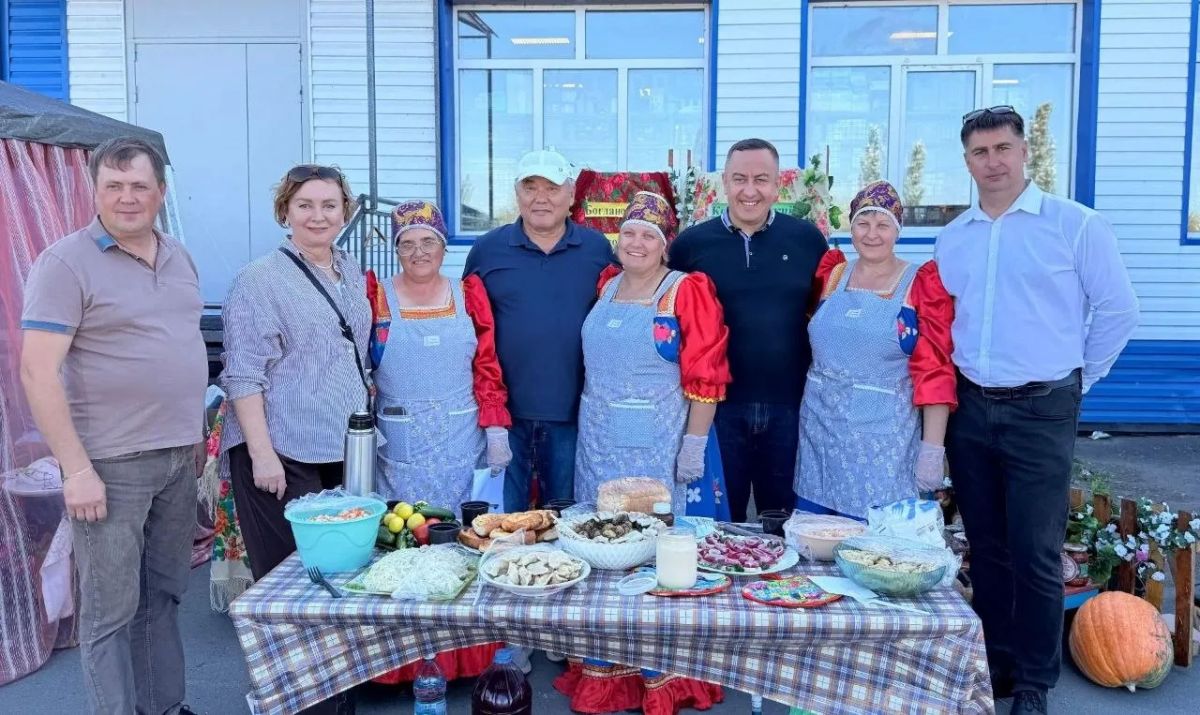В Кормиловке прошёл V межрайонный фестиваль «Эх, картошечка!» В Кормиловке прошёл V межрайонный фестиваль «Эх, картошечка!»