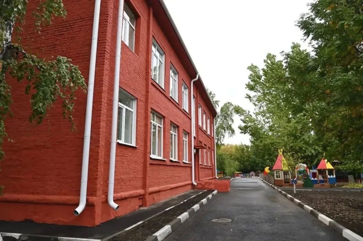 Виталий Хоценко открыл в Омске детский сад № 279 после капитального ремонта Виталий Хоценко открыл в Омске детский сад № 279 после капитального ремонта