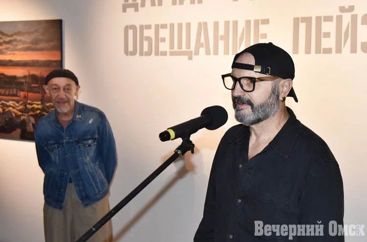 Краски, стили, темы…. На выходных в Городском музее «Искусство Омска» открылся фестиваль «Кто тут?», а также выставки сразу двух знаковых художников города – Дамира Муратова и Димы Вирже