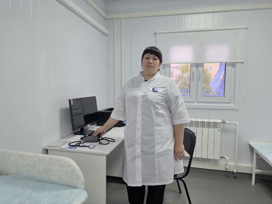Сегодня в микрорайоне Ясная Поляна Губернатор Виталий Павлович Хоценко открыл новую врачебную амбулаторию Сегодня в микрорайоне Ясная Поляна Губернатор Виталий Павлович Хоценко открыл новую врачебную амбулаторию