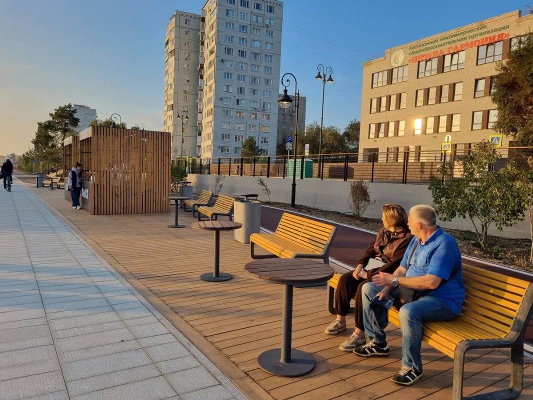 В Омске креативно открыли обновленную набережную Тухачевского В Омске креативно открыли обновленную набережную Тухачевского