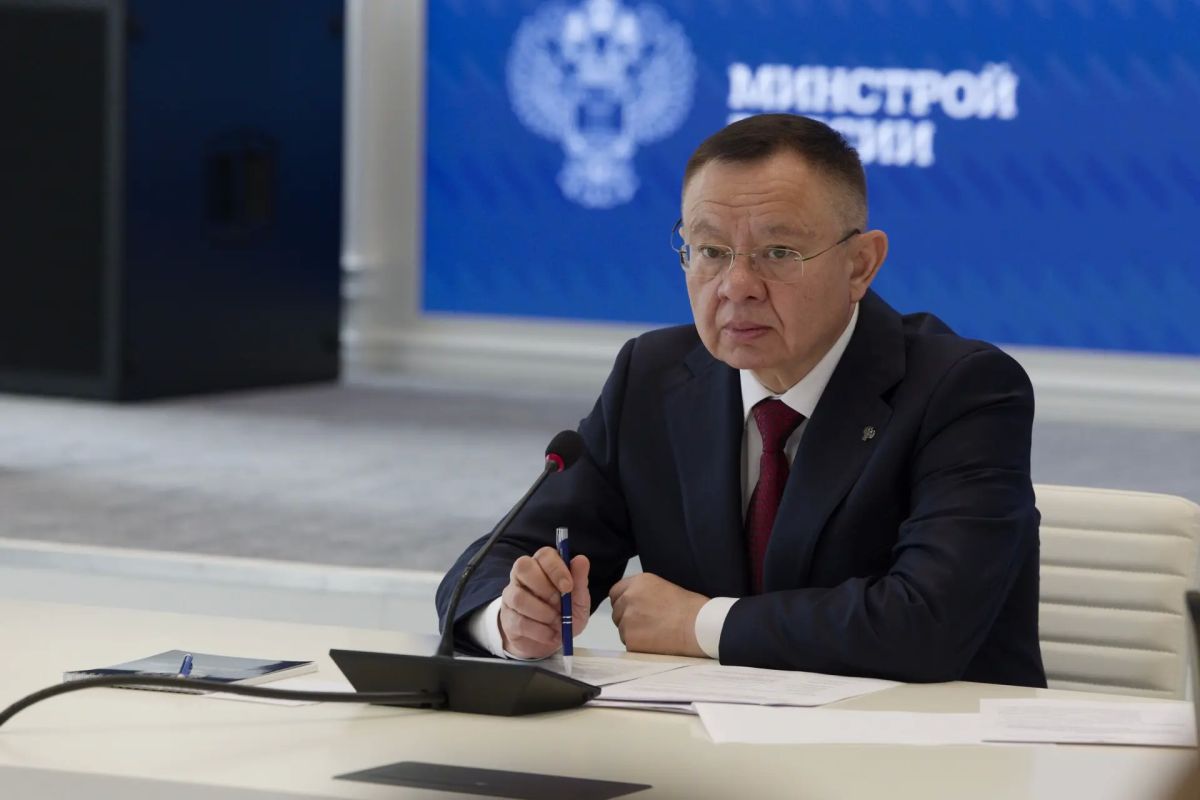 Глава Минстроя России принял участие в круглом столе «Бизнес и развитие комфортной городской среды: практики, возможности и новые форматы взаимодействия» Глава Минстроя России принял участие в круглом столе «Бизнес и развитие комфортной городской среды: практики, возможности и новые форматы взаимодействия»