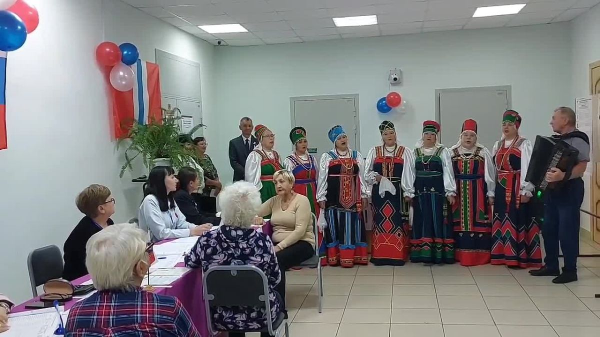 В Омской области на участках стартовали выездные концерты