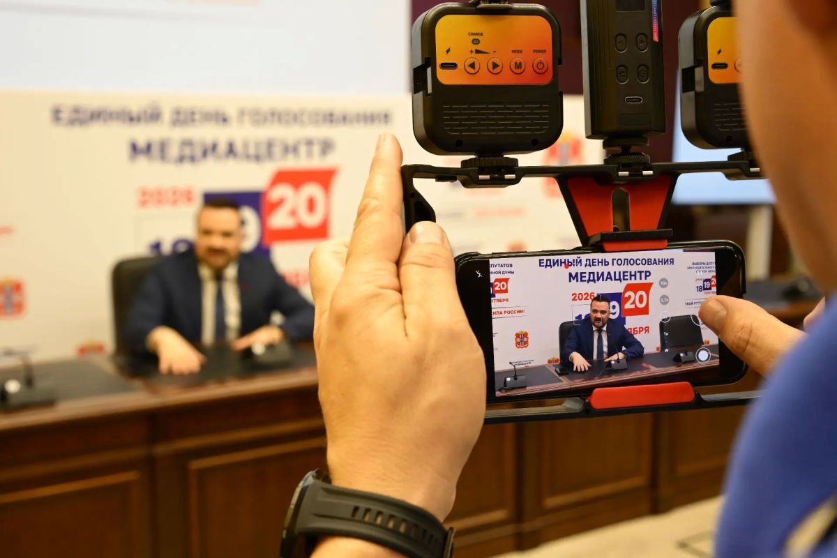 Иван Ходаков: "Мы выбираем два законодательных органа Иван Ходаков: "Мы выбираем два законодательных органа