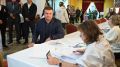 Хоценко проголосовал на выборах вместе с супругой