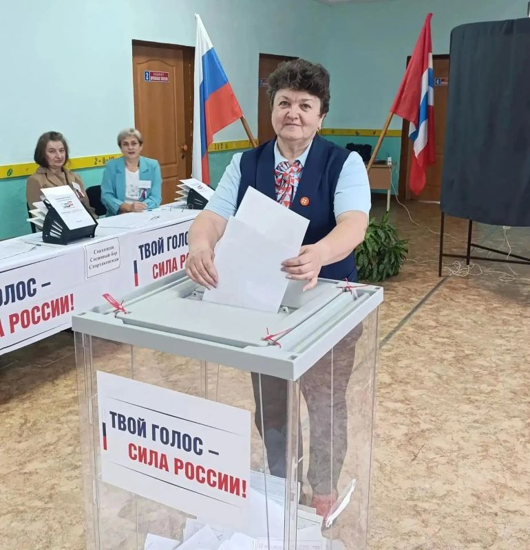 В Омской области, как и во всей стране, сегодня второй день голосования В Омской области, как и во всей стране, сегодня второй день голосования