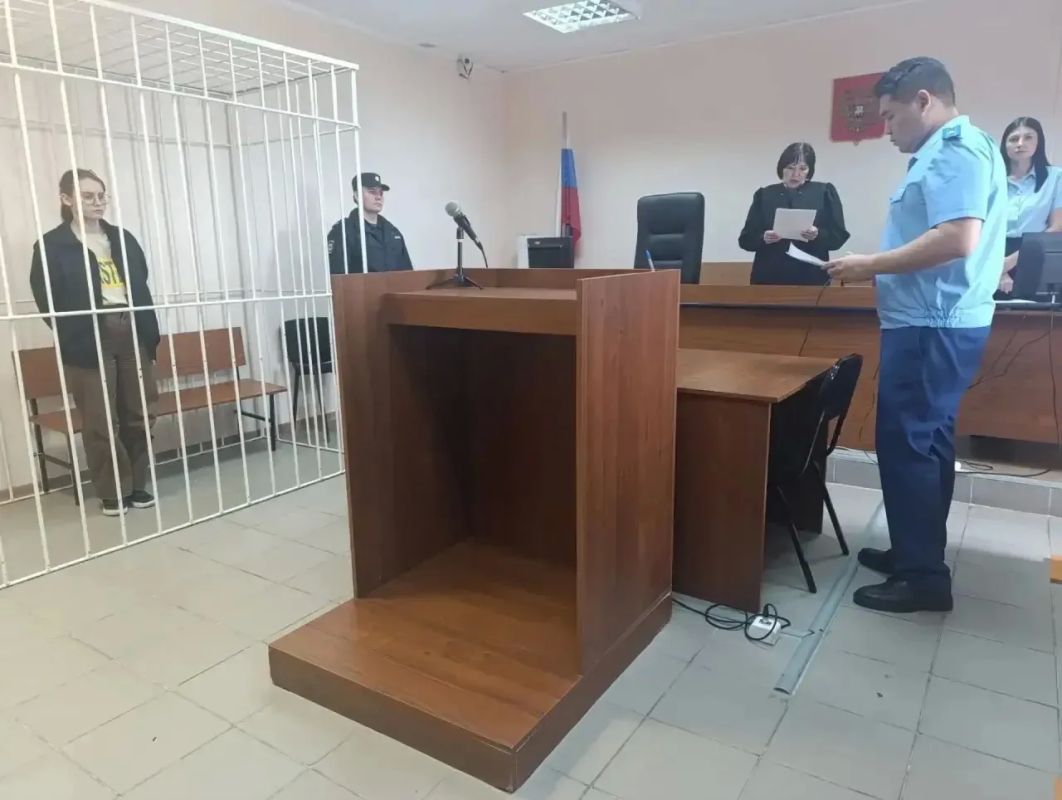 В Омской области прокуратура контролирует расследование уголовного дела о покушении на хищение 8 млн рублей у пенсионерки Прокуратура Азовского немецкого национального района Омской области поддержала в суде ходатайство... В Омской области прокуратура контролирует расследование уголовного дела о покушении на хищение 8 млн рублей у пенсионерки Прокуратура Азовского немецкого национального района Омской области поддержала в суде ходатайство...