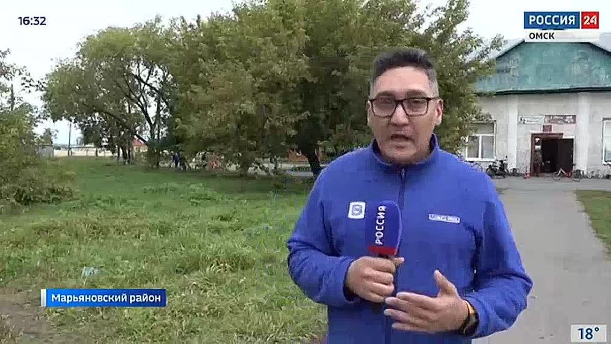 В Марьяновском районе избиратели пришли в национальных казачьих костюмах