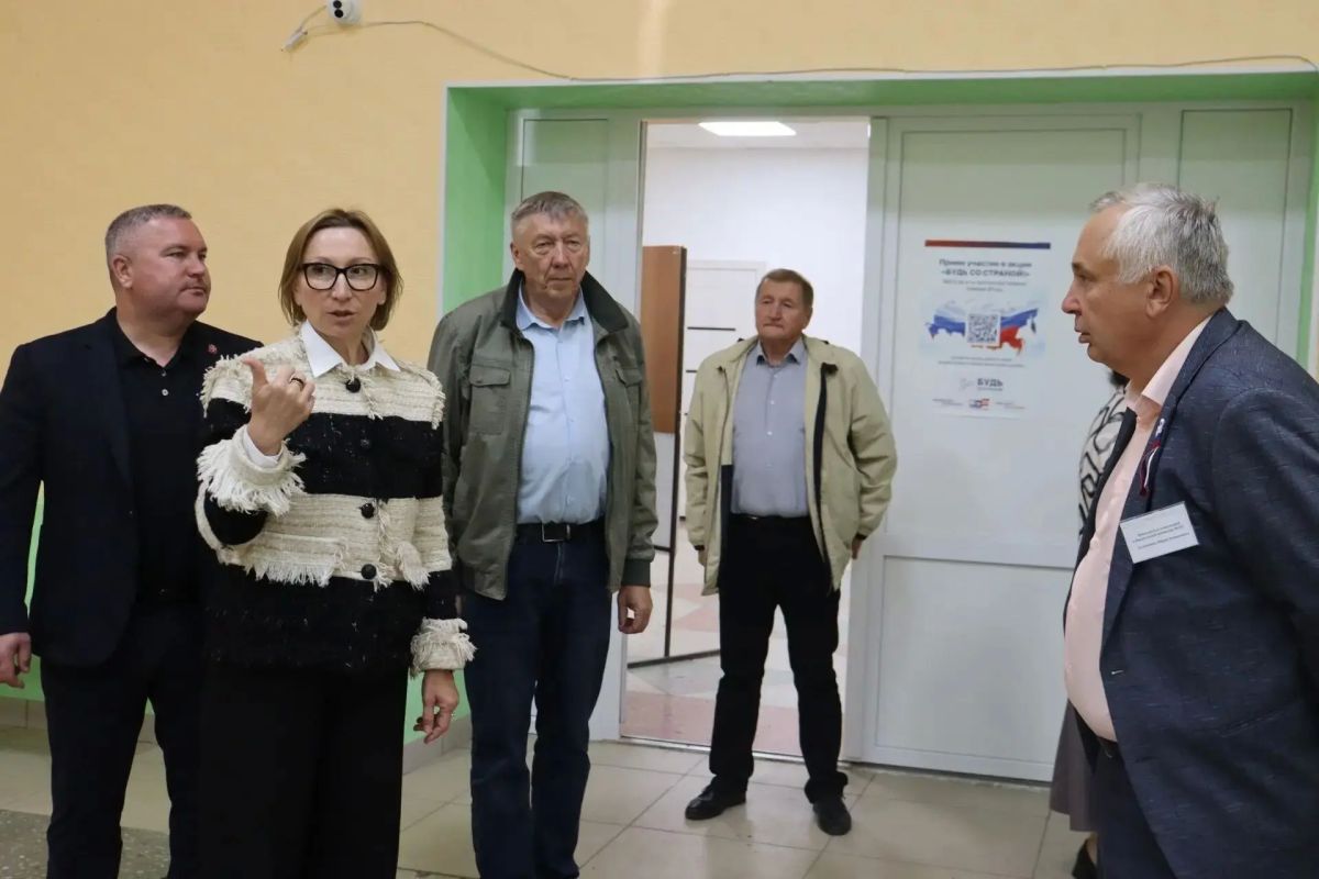 Руководители Министерства труда Омской области приняли участие в голосовании Руководители Министерства труда Омской области приняли участие в голосовании