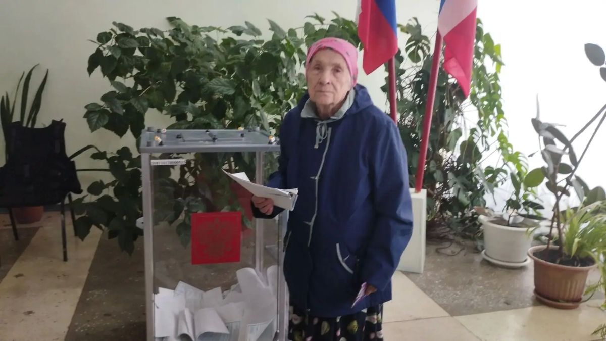 Руководители Министерства труда Омской области приняли участие в голосовании Руководители Министерства труда Омской области приняли участие в голосовании