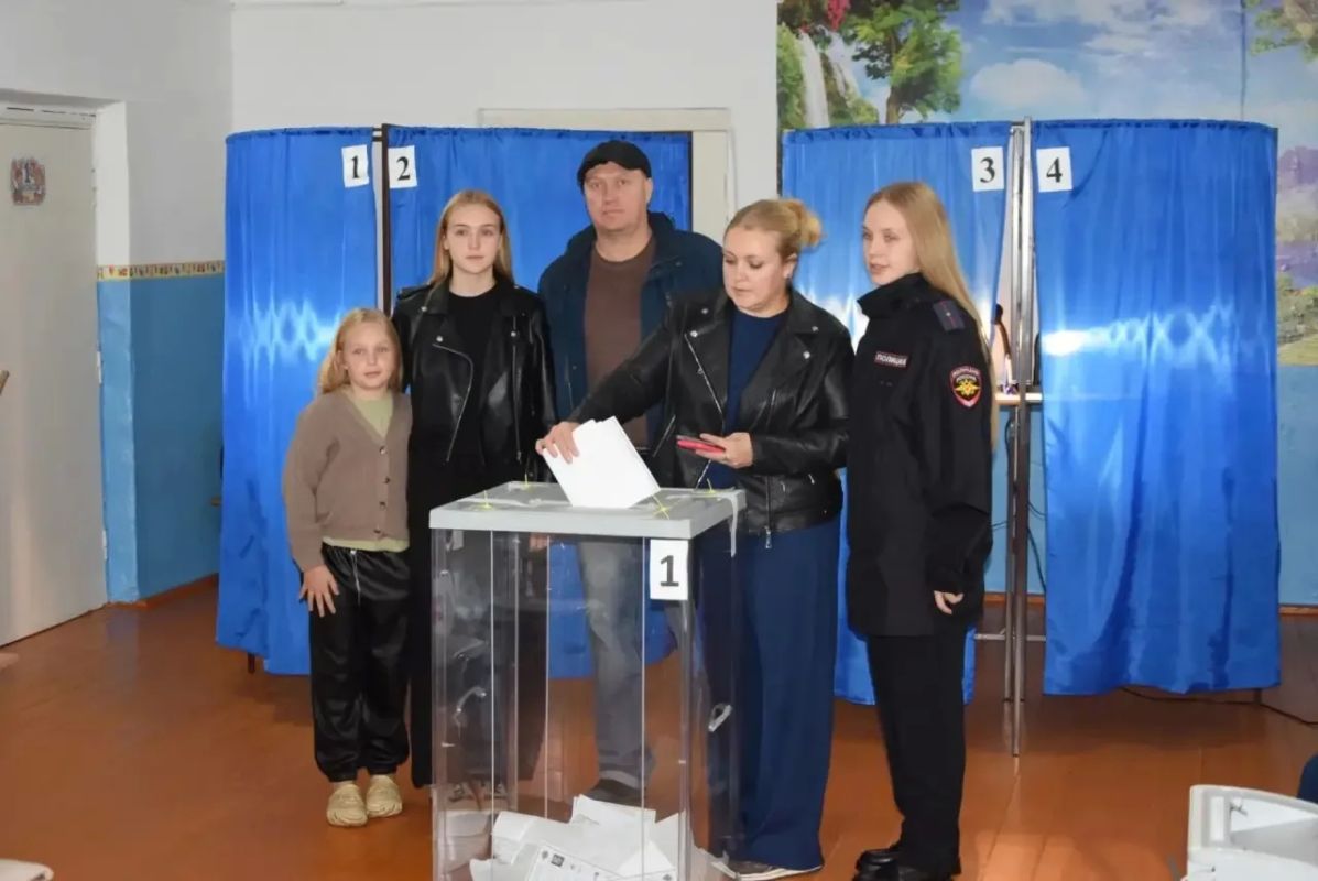 В Омской области продолжается голосование на выборах-2026 В Омской области продолжается голосование на выборах-2026