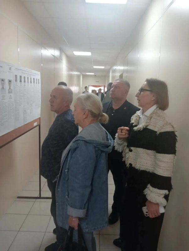 Руководители Министерства труда Омской области приняли участие в голосовании Руководители Министерства труда Омской области приняли участие в голосовании