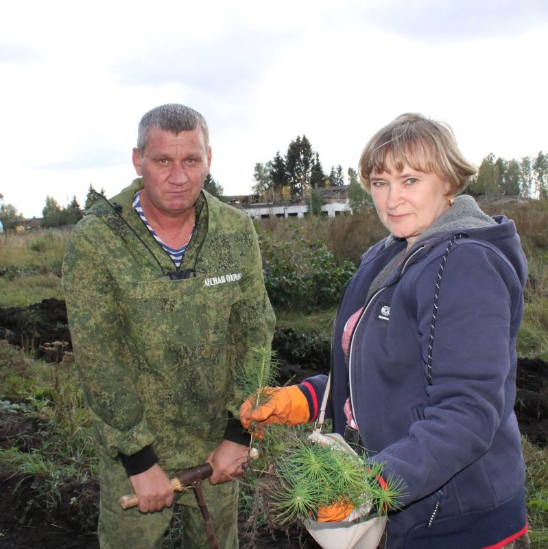 Лесоводы Крутинского района приняли участие в акции #Сохранимлес Лесоводы Крутинского района приняли участие в акции #Сохранимлес