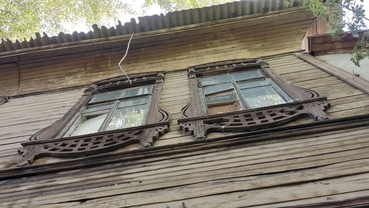 Дешевле только даром. Дома-заброшки в Омске готовы отдать за 1 рубль