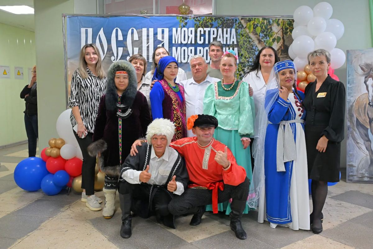 Творчество без границ: в Омской области прошел инклюзивный фестиваль «Россия — это мы!» Творчество без границ: в Омской области прошел инклюзивный фестиваль «Россия — это мы!»