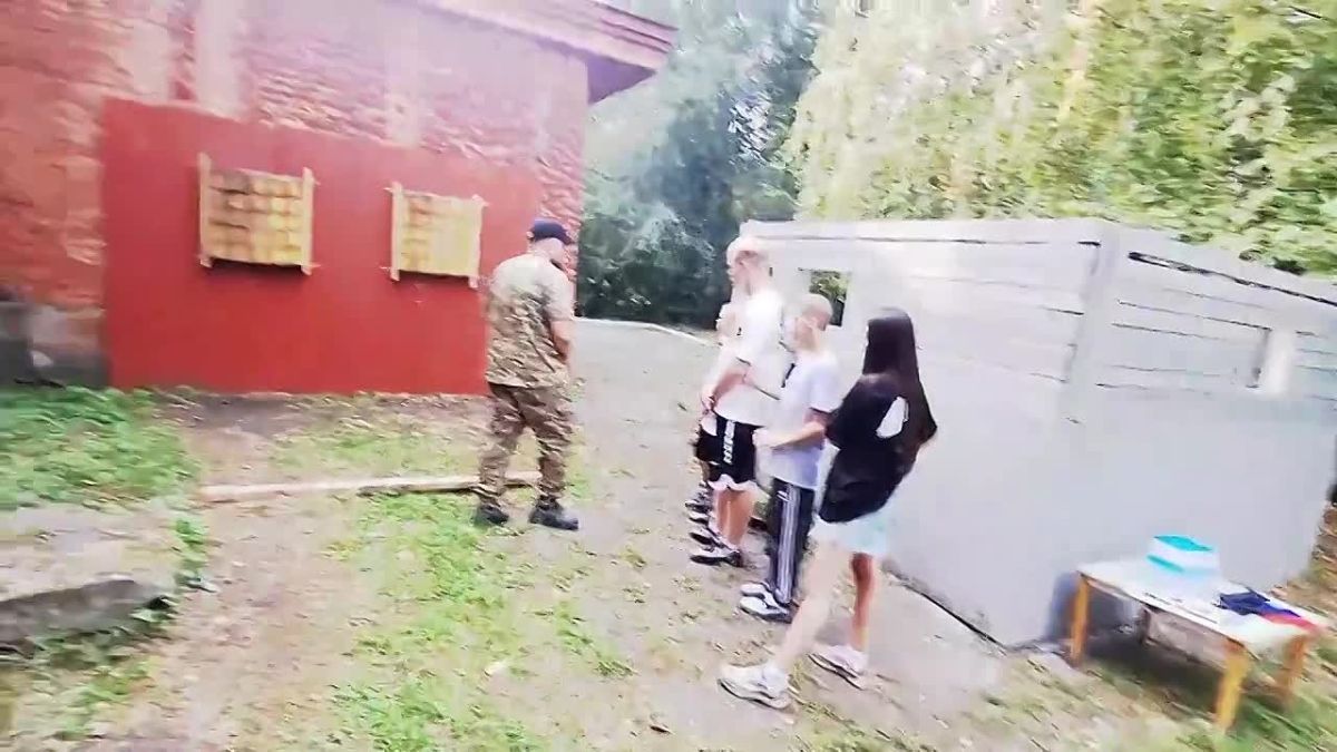 Сотрудники прокуратуры Омской области организовали патриотическое мероприятие для воспитанников подшефного детского дома