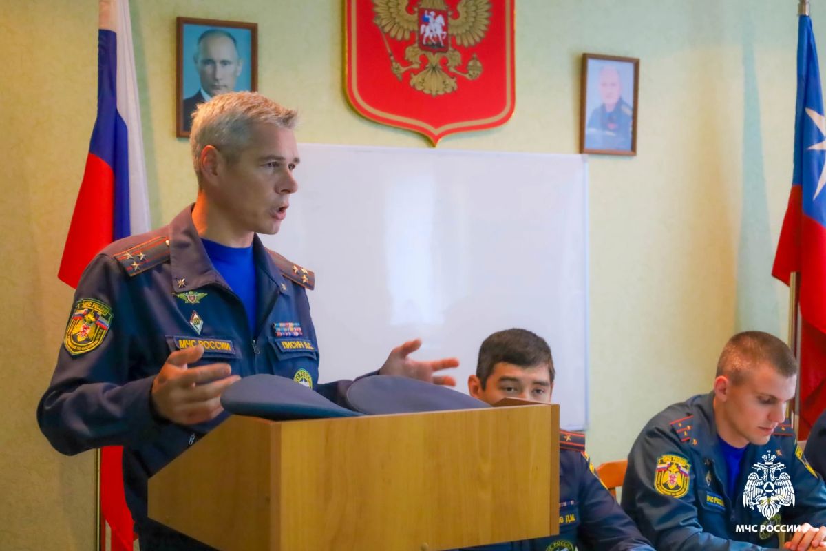 «Действие - результат - доклад»: Дмитрий Лисин провел занятие с личным составом на основе этапов всероссийских соревнований в Казани «Действие - результат - доклад»: Дмитрий Лисин провел занятие с личным составом на основе этапов всероссийских соревнований в Казани