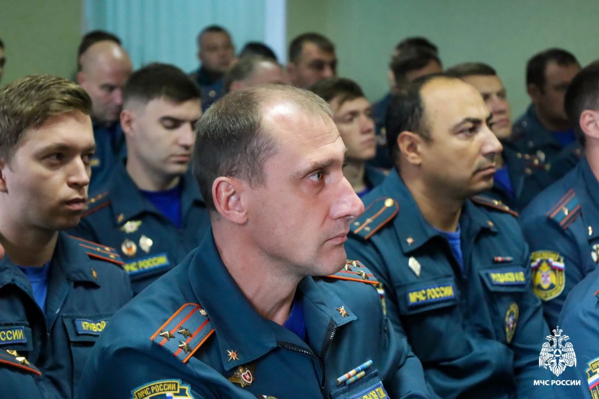 «Действие - результат - доклад»: Дмитрий Лисин провел занятие с личным составом на основе этапов всероссийских соревнований в Казани «Действие - результат - доклад»: Дмитрий Лисин провел занятие с личным составом на основе этапов всероссийских соревнований в Казани
