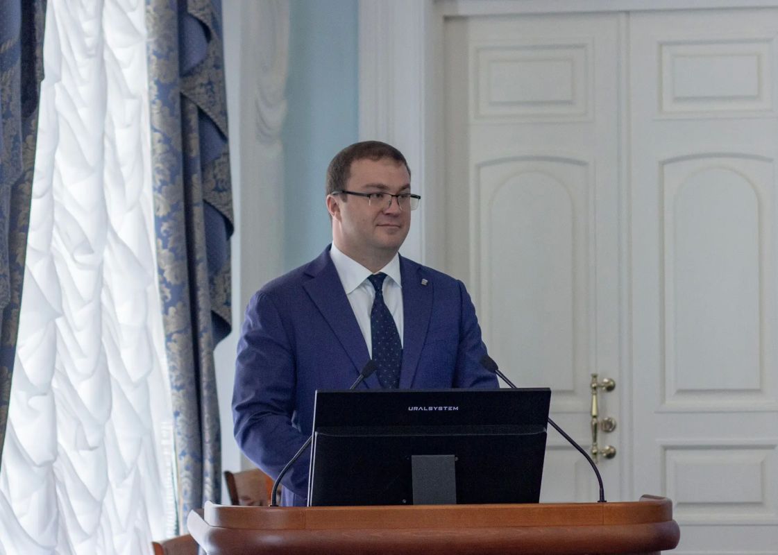 Областной парламент восьмого созыва приступил к работе Областной парламент восьмого созыва приступил к работе