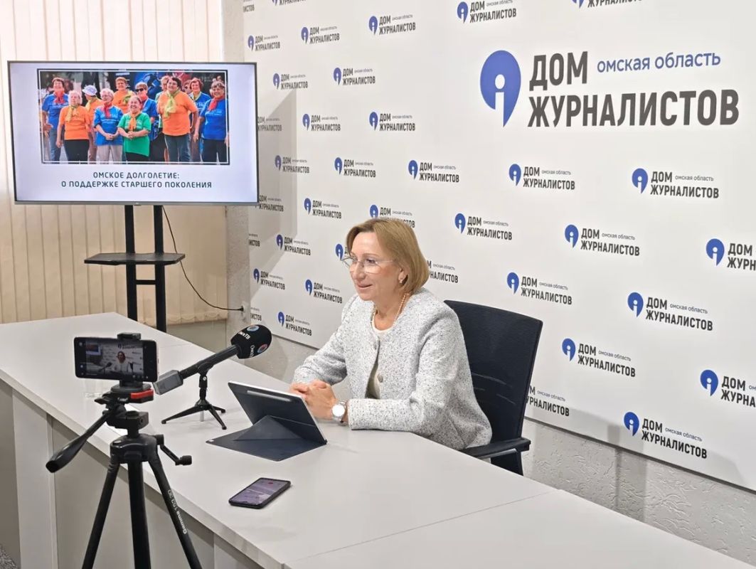 Ирина Варнавская выступила на пресс-конференции «Омское долголетие» Ирина Варнавская выступила на пресс-конференции «Омское долголетие»