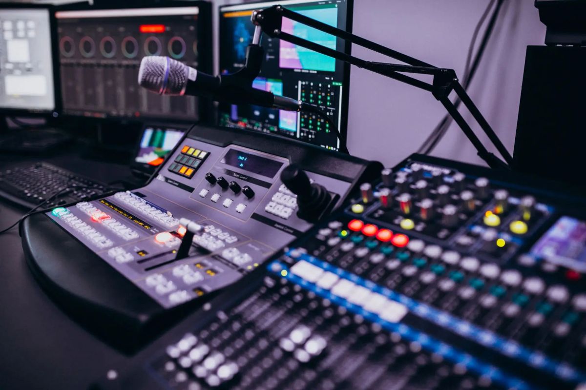 В Омске запустят «Радио Орфей» на частоте 99.7 FM