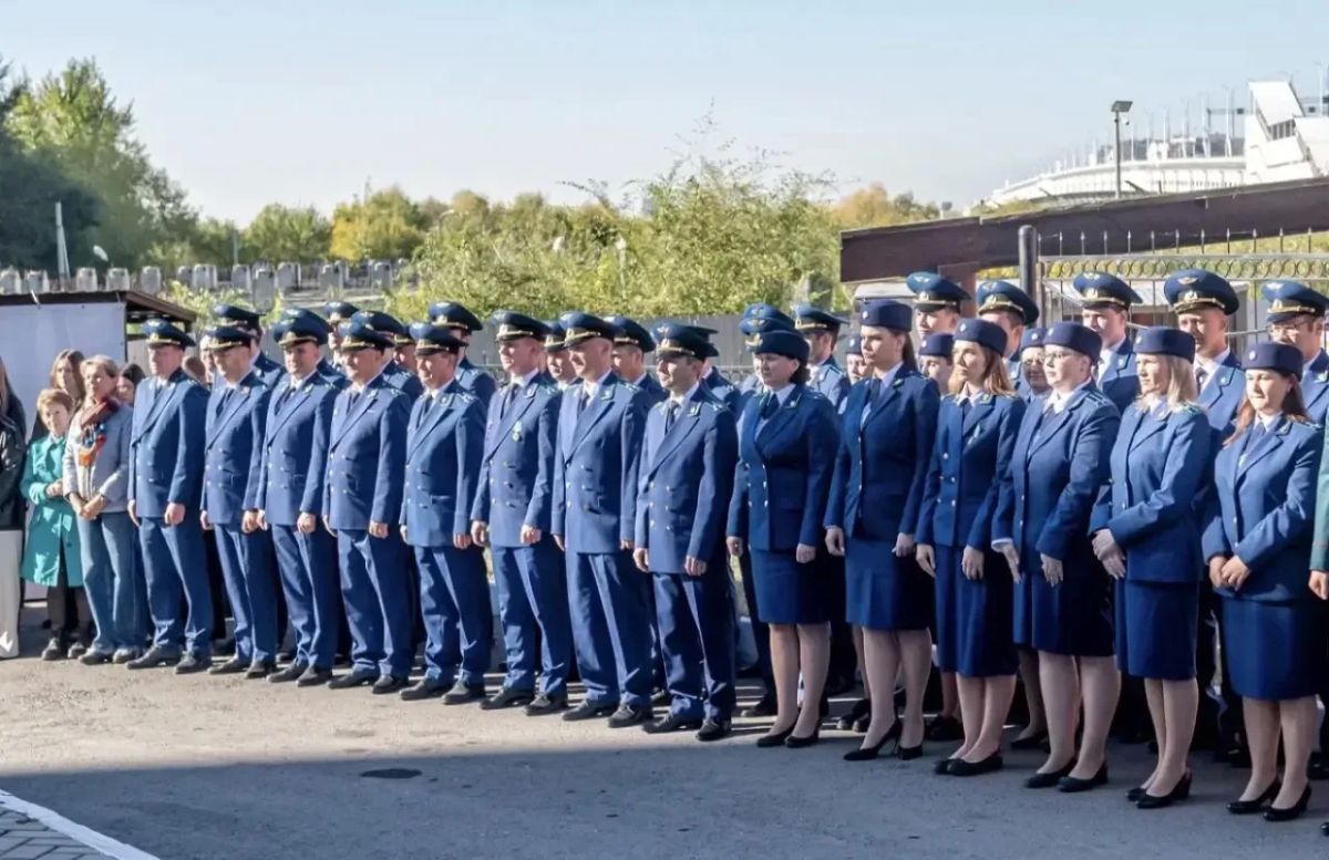 В Омске на главном корпусе Омского государственного университета им. Ф.М. Достоевского открыт памятный стенд в честь главного обвинителя от СССР на Нюрнбергском процессе Р.А. Руденко В Омске на главном корпусе Омского государственного университета им. Ф.М. Достоевского открыт памятный стенд в честь главного обвинителя от СССР на Нюрнбергском процессе Р.А. Руденко