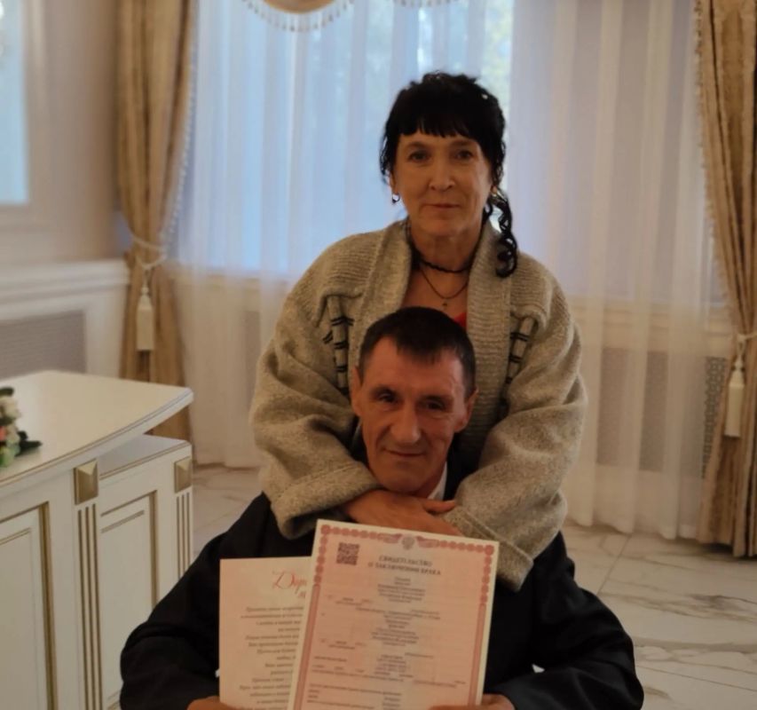 В Центре социальной адаптации родилась новая семья В Центре социальной адаптации родилась новая семья