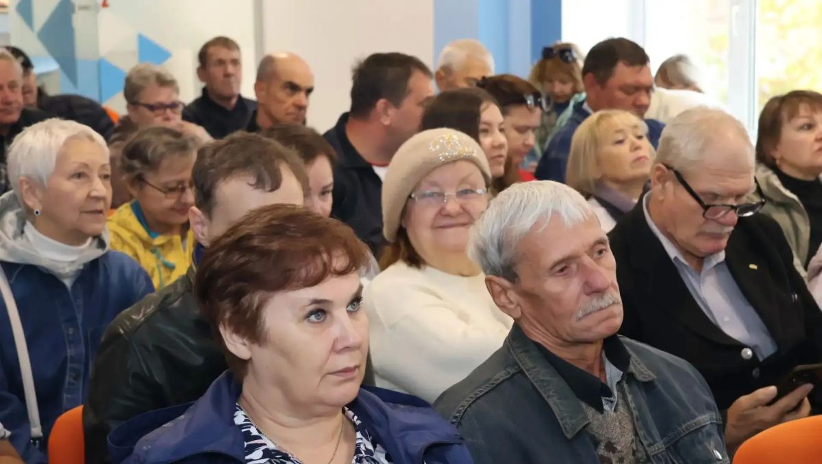 Опыт — главный капитал: в Кадровом центре прошла ярмарка вакансий для омичей старшего возраста