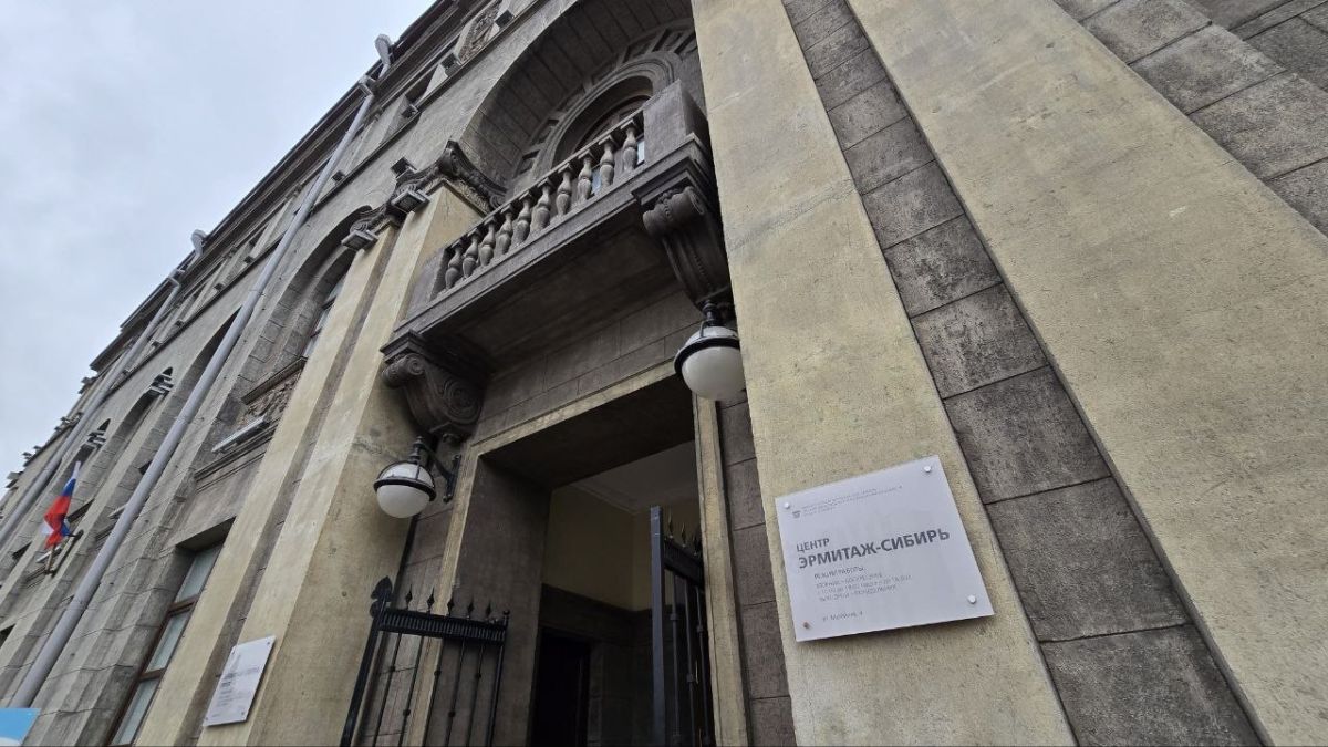 Вместе с коллегами из Центра "Эрмитаж-Сибирь" провели для наших дорогих гостей, приехавших на Международный фестиваль визуальных искусств "Порт_Арт", экскурсию по выставке "Михаил Врубель