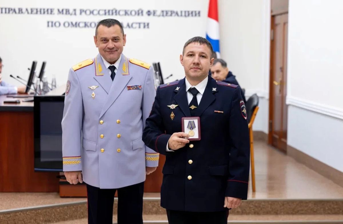 Сегодня в честь 108-й годовщины со Дня образования службы уголовного розыска в Управлении МВД России по Омской области состоялось торжественное мероприятие Сегодня в честь 108-й годовщины со Дня образования службы уголовного розыска в Управлении МВД России по Омской области состоялось торжественное мероприятие