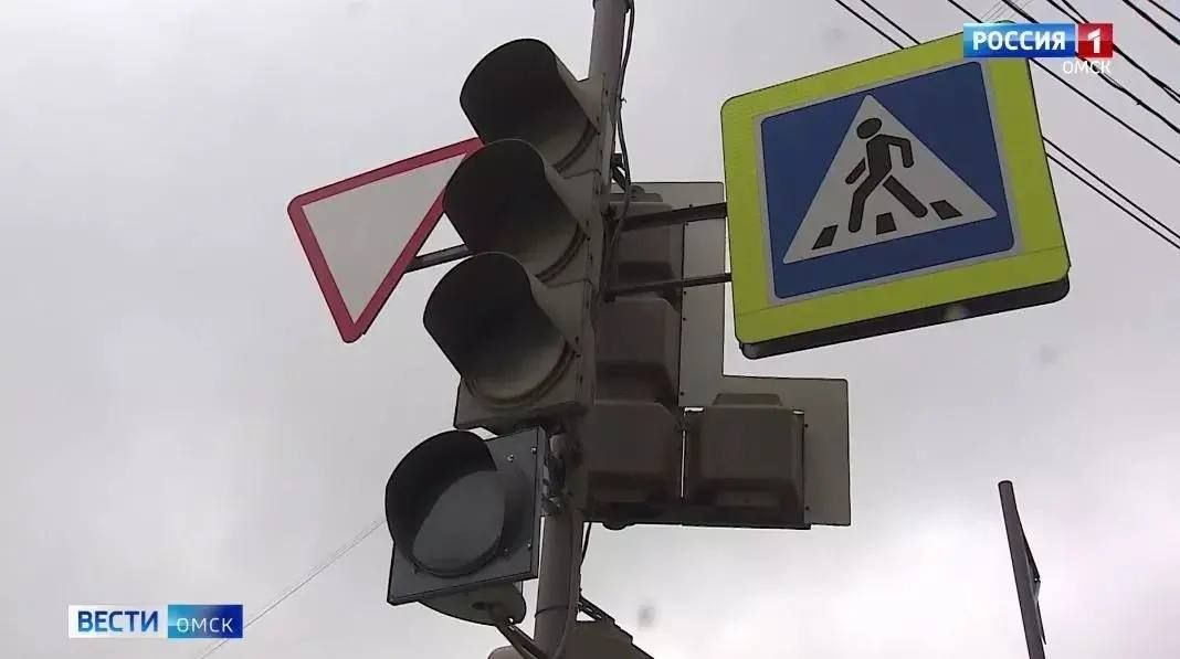 В Омске продолжается оборудование объектов в местах концентрации ДТП