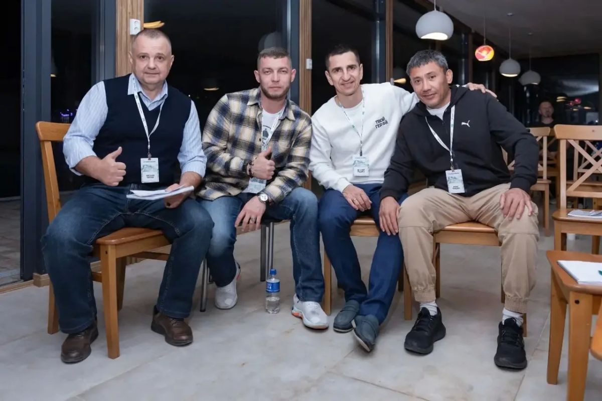 Омич Болат Тамбаев стал участником Всероссийского проекта служения «Твой Герой» Омич Болат Тамбаев стал участником Всероссийского проекта служения «Твой Герой»