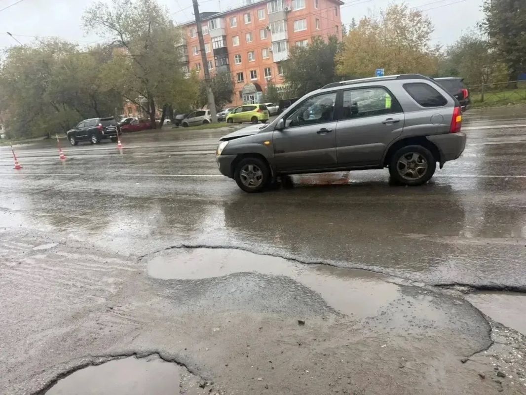 В Омске на пешеходном переходе насмерть сбили мужчину В Омске на пешеходном переходе насмерть сбили мужчину