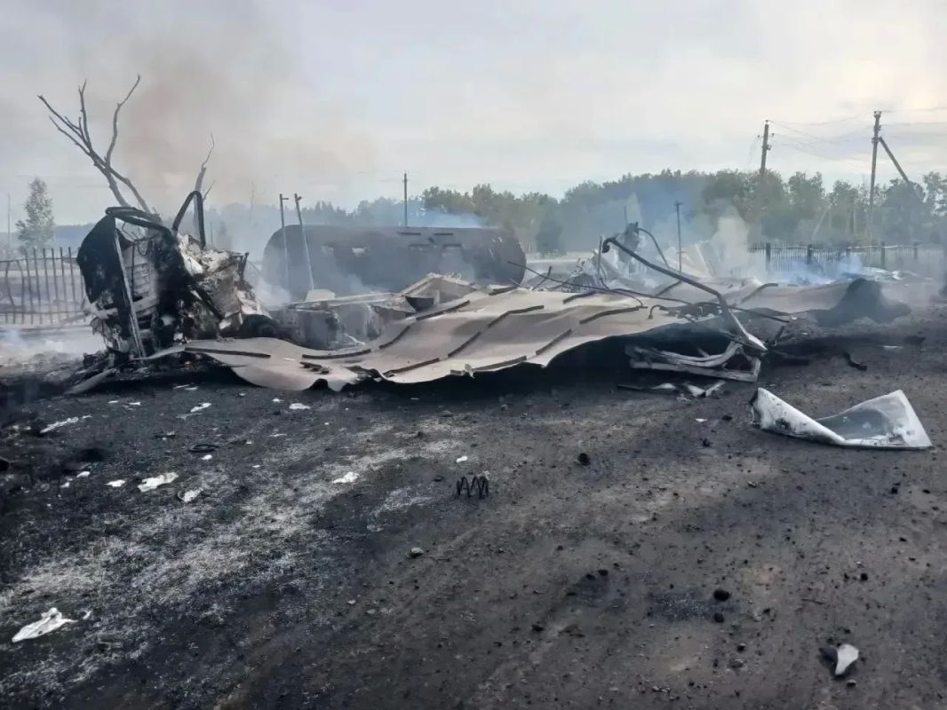 Прокуратура Полтавского района Омской области проводит проверку по факту травмирования водителя специализированного транспорта