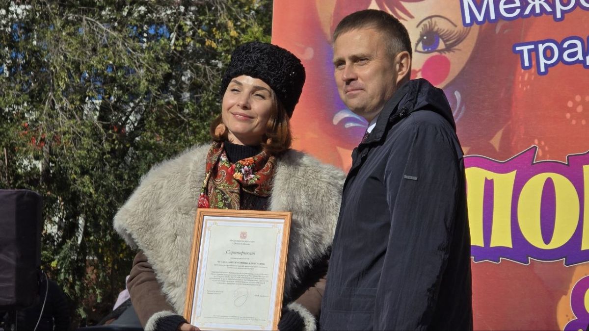 На Бульваре Мартынова развернулись народные гуляния На Бульваре Мартынова развернулись народные гуляния